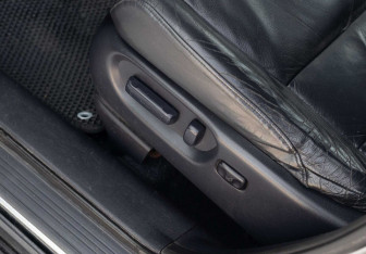 Подержанный автомобиль Honda CR-V 2007 года (16 фото)