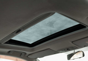 Подержанный автомобиль Mitsubishi Outlander 2008 года (17 фото)