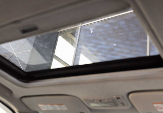 Подержанный автомобиль Mitsubishi Outlander 2004 года (18 фото)