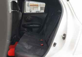 Подержанный автомобиль Nissan Juke Nismo 2014 года (18 фото)