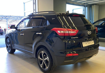 Подержанный автомобиль Hyundai Creta 2019 года (6 фото)