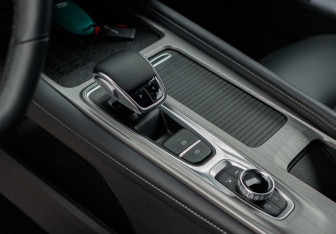 Подержанный автомобиль Chery Arrizo 8 2023 года (16 фото)