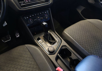 Подержанный автомобиль Volkswagen Tiguan 2018 года (11 фото)