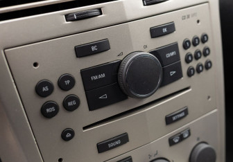 Подержанный автомобиль Opel Astra Sedan 2007 года (15 фото)