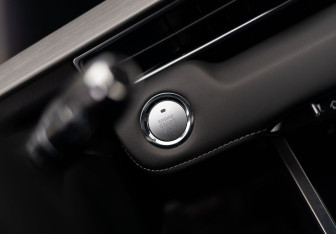 Подержанный автомобиль Chery Tiggo 4 2025 года (15 фото)