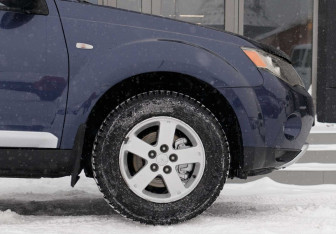 Подержанный автомобиль Mitsubishi Outlander 2007 года (9 фото)