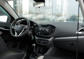 Подержанный автомобиль LADA (ВАЗ) Vesta Wagon 2020 года (10 фото)