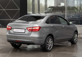 Подержанный автомобиль LADA (ВАЗ) Vesta Sedan 2020 года (5 фото)