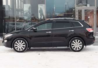 Подержанный автомобиль Mazda CX-9 2008 года (8 фото)