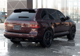 Подержанный автомобиль Porsche Cayenne 2007 года (5 фото)