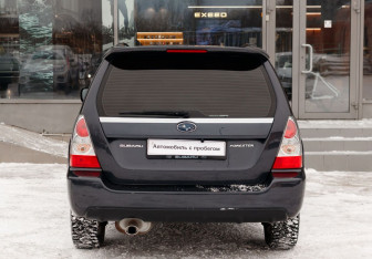 Подержанный автомобиль Subaru Forester Suv 2007 года (6 фото)