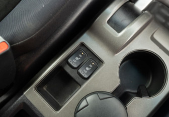 Подержанный автомобиль Honda CR-V 2011 года (16 фото)