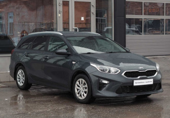 Подержанный автомобиль Kia Ceed Wagon 2019 года (3 фото)