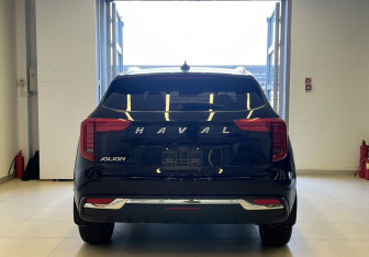 Подержанный автомобиль Haval Jolion 2023 года (5 фото)