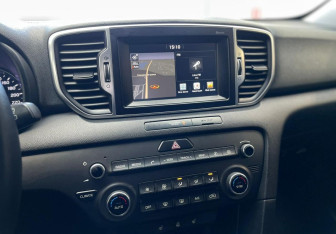 Подержанный автомобиль Kia Sportage 2017 года (11 фото)