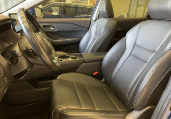 Подержанный автомобиль Nissan X-Trail 2022 года (8 фото)