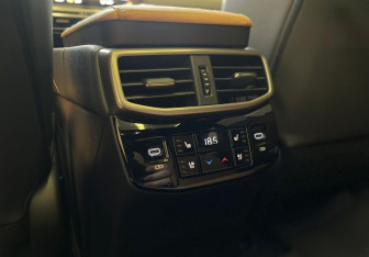 Новый Lexus RX 2023 (25 фото)