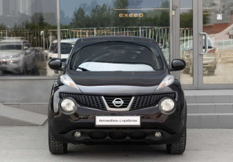 Подержанный автомобиль Nissan Juke 2013 года (2 фото)
