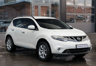 Подержанный автомобиль Nissan Murano Suv 2010 года (3 фото)