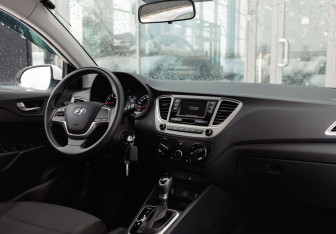 Подержанный автомобиль Hyundai Solaris Sedan 2019 года (10 фото)