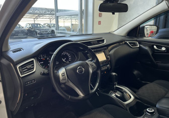 Подержанный автомобиль Nissan Qashqai 2016 года (7 фото)