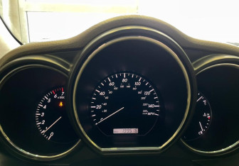 Подержанный автомобиль Lexus RX 2004 года (11 фото)