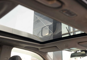 Подержанный автомобиль Nissan X-Trail 2012 года (19 фото)