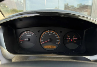 Подержанный автомобиль SsangYong Actyon 2010 года (3 фото)