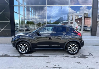 Подержанный автомобиль Nissan Juke 2013 года (7 фото)