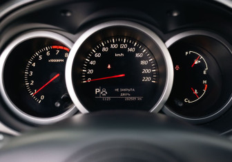 Подержанный автомобиль Suzuki Grand Vitara 2010 года (13 фото)