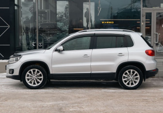 Подержанный автомобиль Volkswagen Tiguan 2012 года (8 фото)