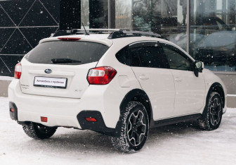 Подержанный автомобиль Subaru XV 2013 года (5 фото)