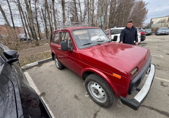 Подержанный автомобиль LADA (ВАЗ) 2121 (4x4) 1996 года (13 фото)