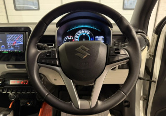 Подержанный автомобиль Suzuki Ignis 2016 года (11 фото)
