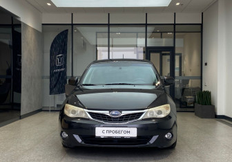 Подержанный автомобиль Subaru Impreza Hatchback 2007 года (3 фото)