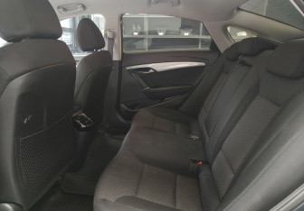 Подержанный автомобиль Hyundai i40 Sedan 2015 года (13 фото)