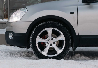 Подержанный автомобиль Nissan Qashqai 2009 года (9 фото)