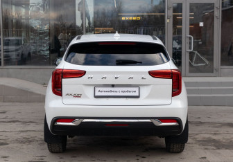 Подержанный автомобиль Haval Jolion 2022 года (6 фото)