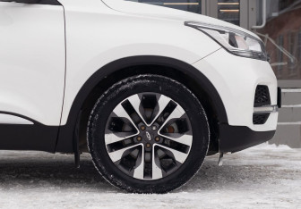 Подержанный автомобиль Chery Tiggo 4 2019 года (9 фото)