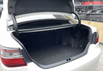 Подержанный автомобиль Toyota Camry Sedan 2015 года (8 фото)