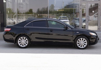Подержанный автомобиль Toyota Camry Sedan 2008 года (4 фото)