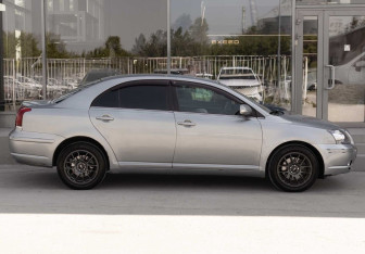 Подержанный автомобиль Toyota Avensis Sedan 2007 года (4 фото)