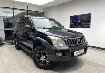 Подержанный автомобиль Toyota Land Cruiser Prado 2003 года (4 фото)