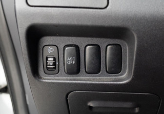 Подержанный автомобиль Mitsubishi Outlander 2007 года (16 фото)