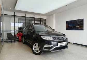 Подержанный автомобиль Geely Atlas 2020 года (3 фото)