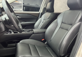 Подержанный автомобиль Nissan X-Trail 2021 года (8 фото)