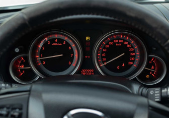 Подержанный автомобиль Mazda 6 Sedan 2012 года (13 фото)