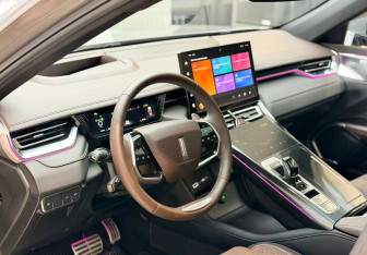 Подержанный автомобиль Wey Coffee 01 2023 года (12 фото)