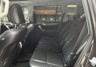 Подержанный автомобиль Lexus GX 2015 года (16 фото)