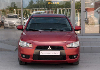 Подержанный автомобиль Mitsubishi Lancer Sedan 2008 года (2 фото)